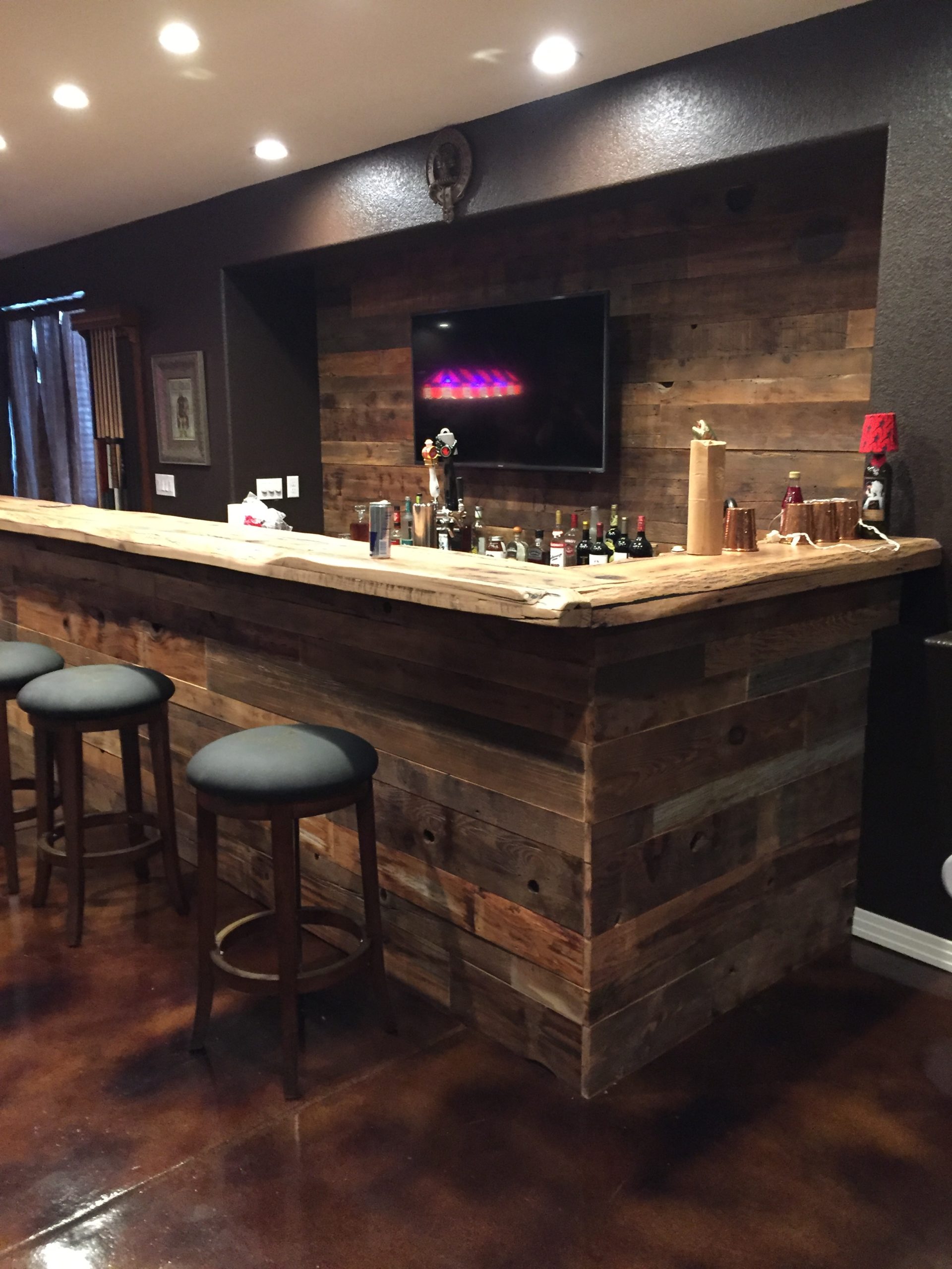 alt = "live edge bar top greeley"